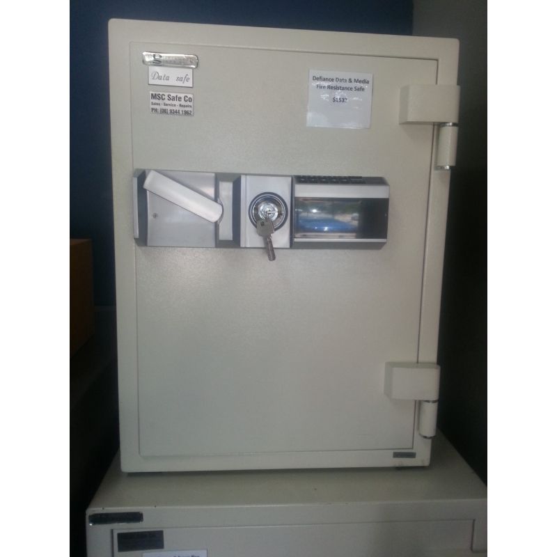 Defiance Data & Media Fire resistance safe