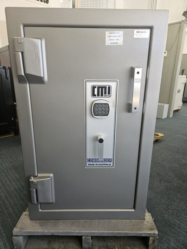 CMI Commander CR4 Safe