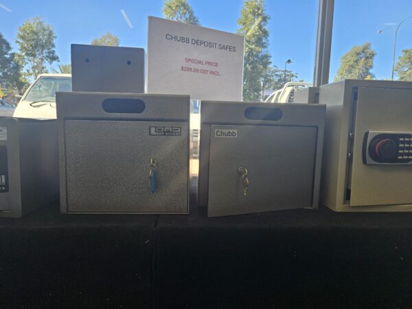 Chubb Deposit Safe