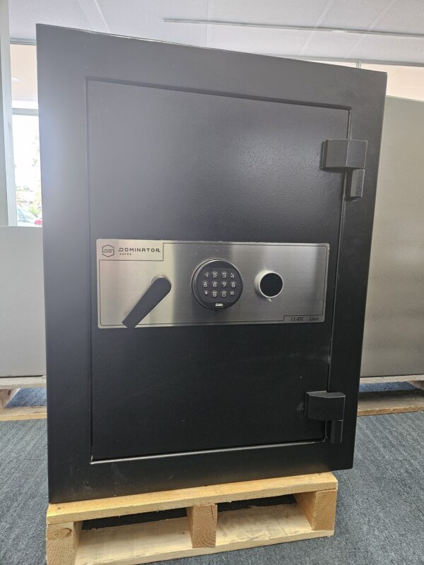 Dominator PH-2 Safe